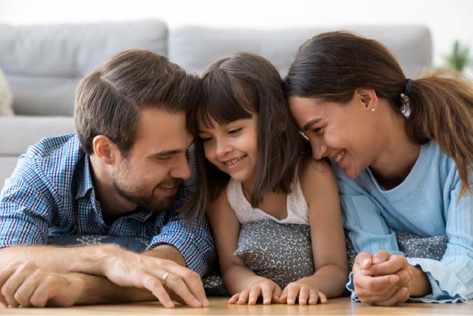 Warum eine Therapieschaukel Kindern so gut tut