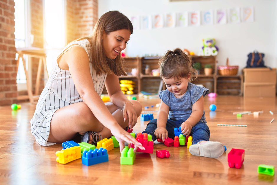 Die Therapieschaukel als Lieblingsplatz im Kinderzimmer