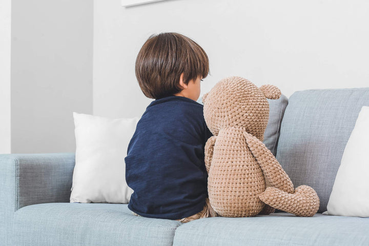 Wie eine Therapieschaukel Kindern mit Autismus Sicherheit und Balance gibt